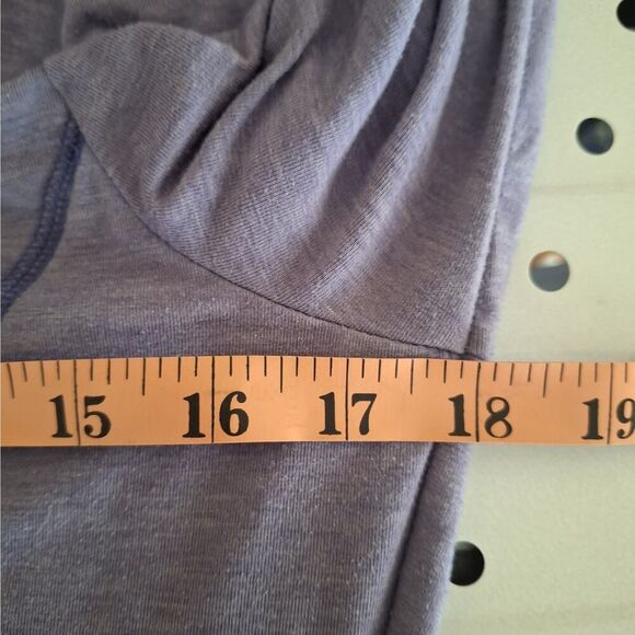 Athleta Womens Workout Shirt Long Sleeve Purple Athletic Performance Small - Picture 10 of 11